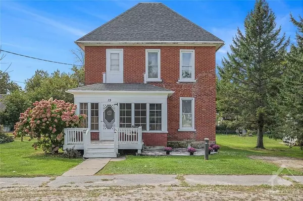 15 CARLETON ST, Leeds & Grenville, ON K0G 1P0