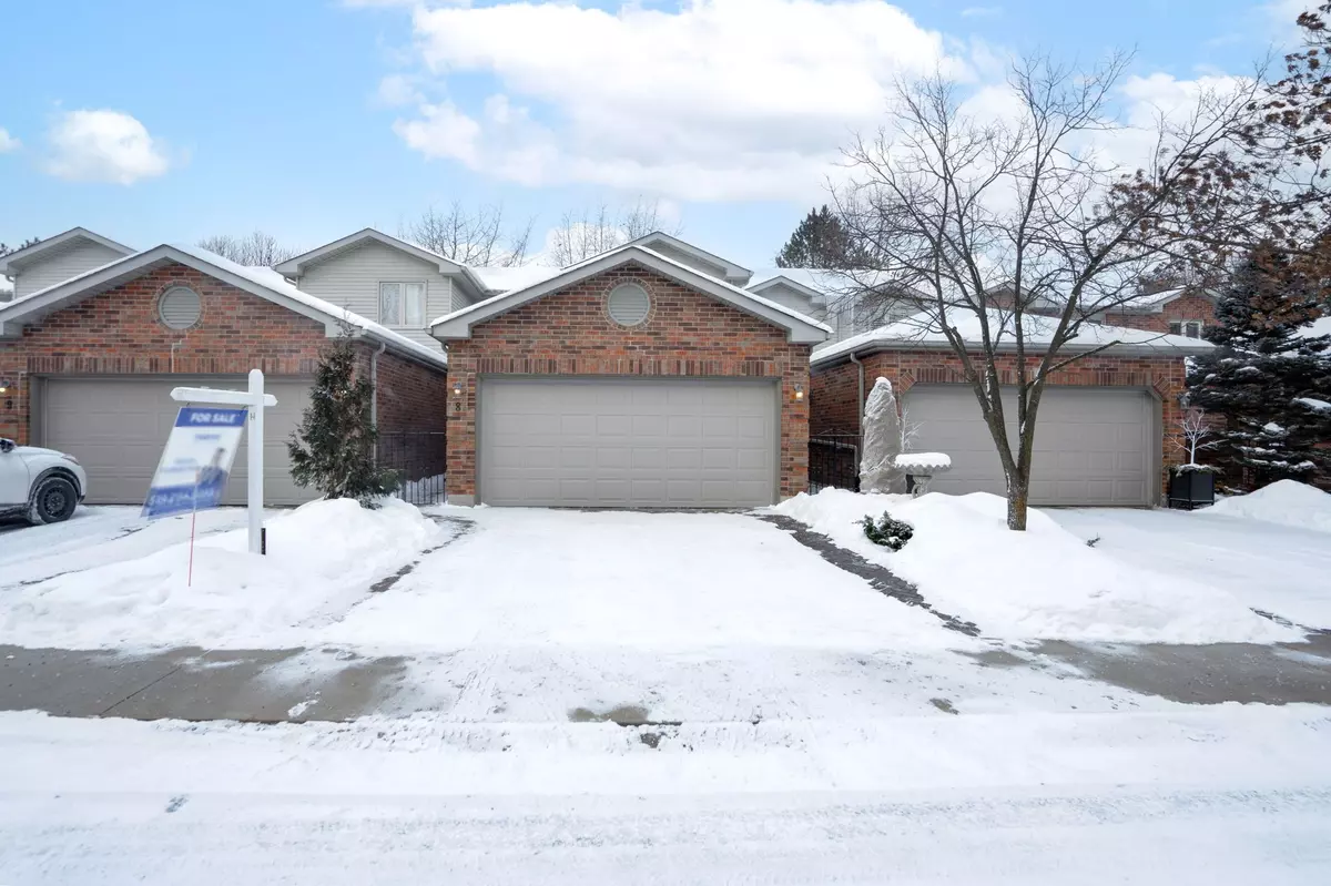 London, ON N5X 3W4,70 Sunnyside DR #8