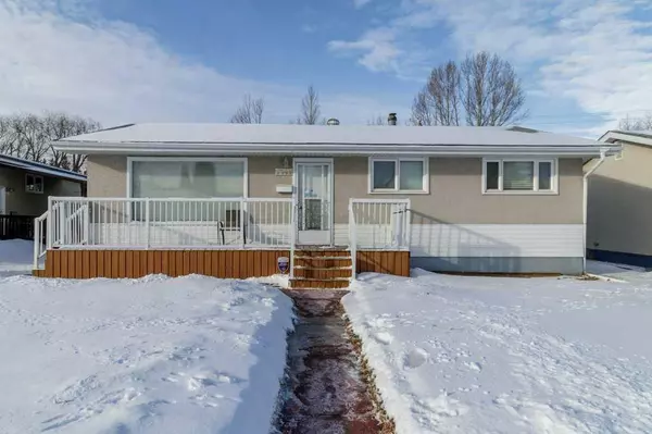 5848 West Park CRES, Red Deer, AB T4N 1E8