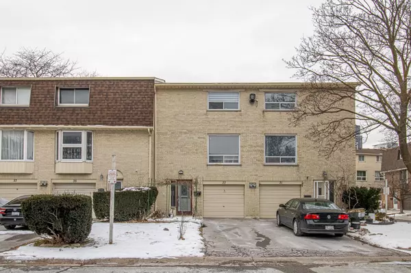 33 Capella WAY #174, Toronto C15, ON M2J 1N3