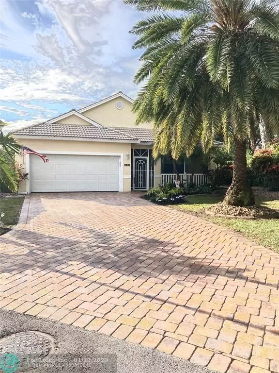 122 NW Catania Cir, Port St Lucie, FL 34986