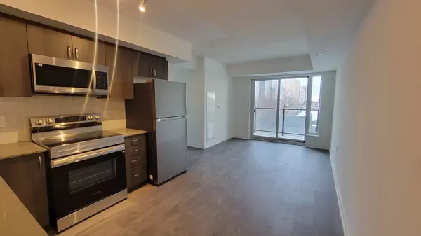 Toronto W04, ON M6B 0B1,556 Marlee AVE #410