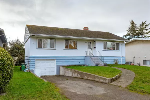 Saanich, BC V8R 3B1,1965 Townley St