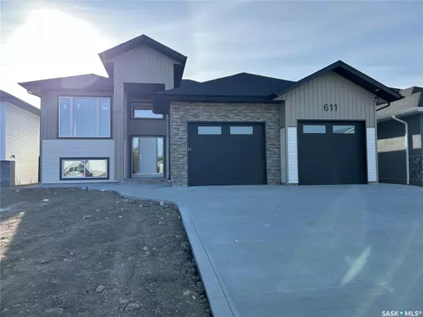 Warman, SK S0K 4S1,611 Pebble Beach BOULEVARD