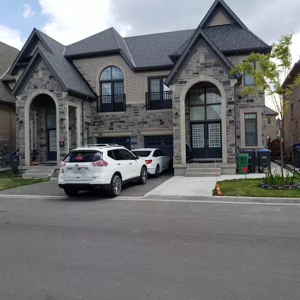 37 Faders DR, Brampton, ON L7A 3Y3