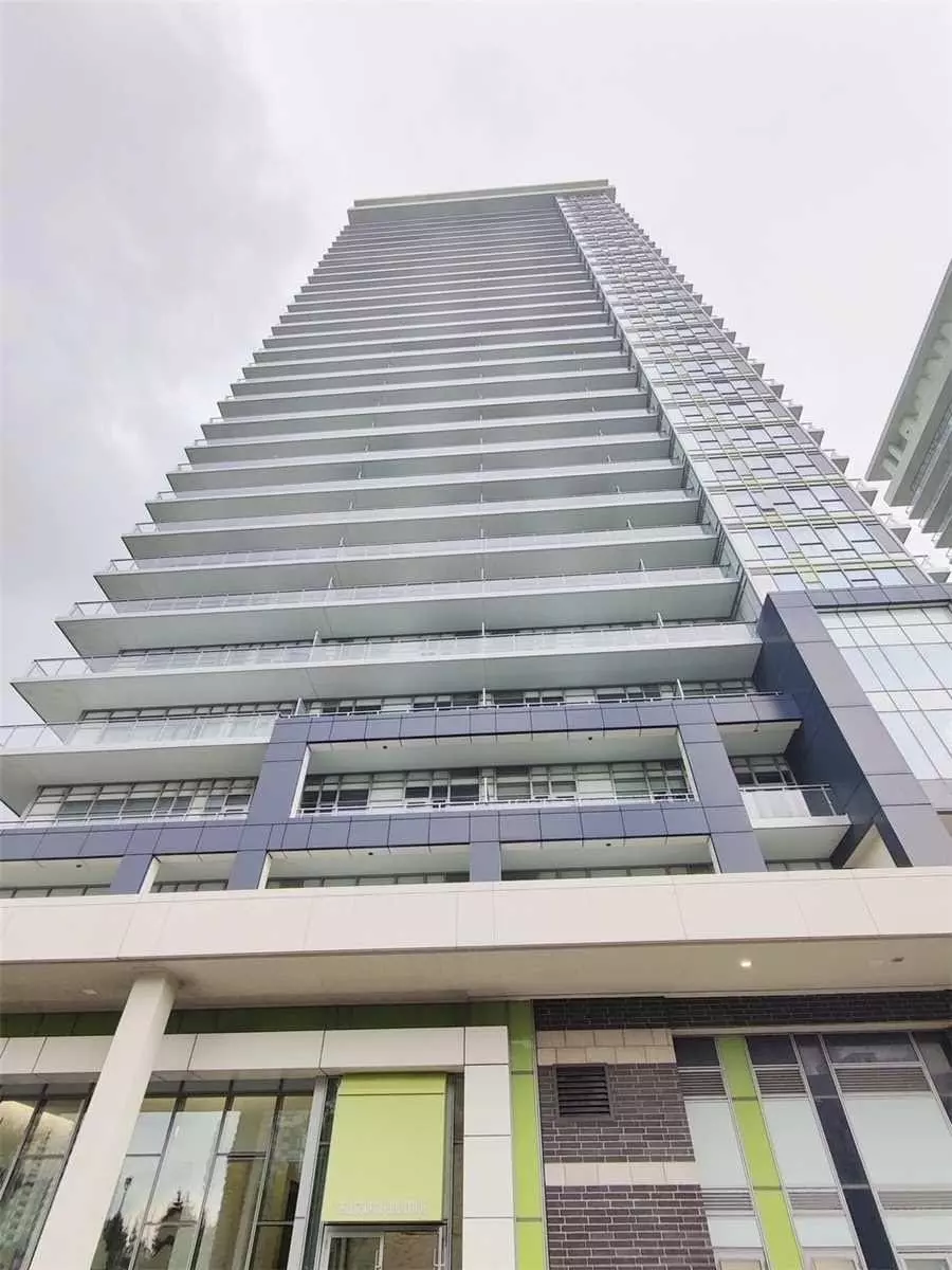 Mississauga, ON L5B 0E6,360 Square One DR #2512