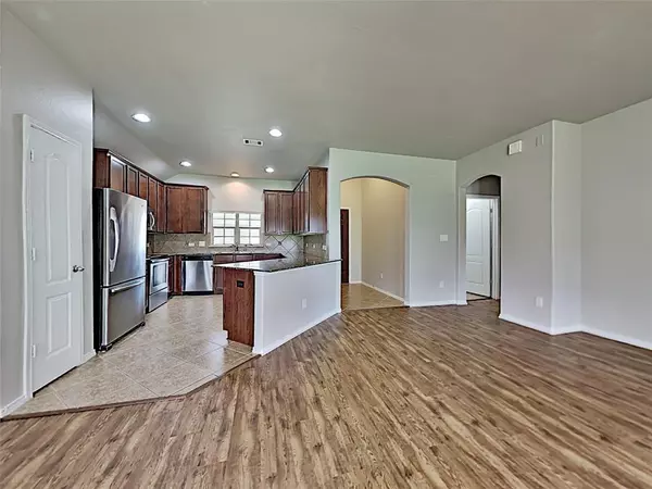 Fort Worth, TX 76244,13137 Larks View Point