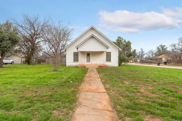 2202 State Street, Abilene, TX 79603