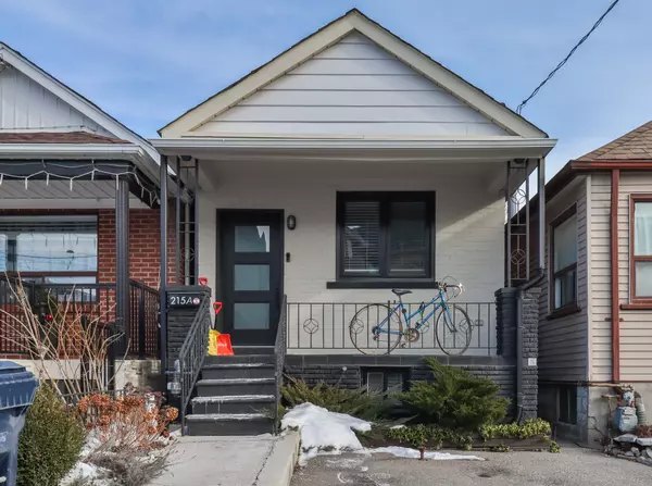 215A Chambers AVE #Bsmt, Toronto W03, ON M6M 3L4