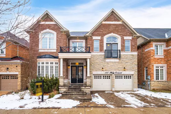 155 Hoey CRES, Oakville, ON L6M 0X1