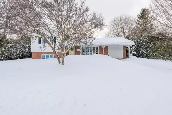 Saugeen Shores, ON N0H 2C3,652 Orchard DR