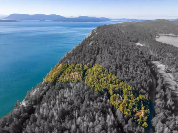 Pender Island, BC V0N 2M2,6939 Pirates Rd