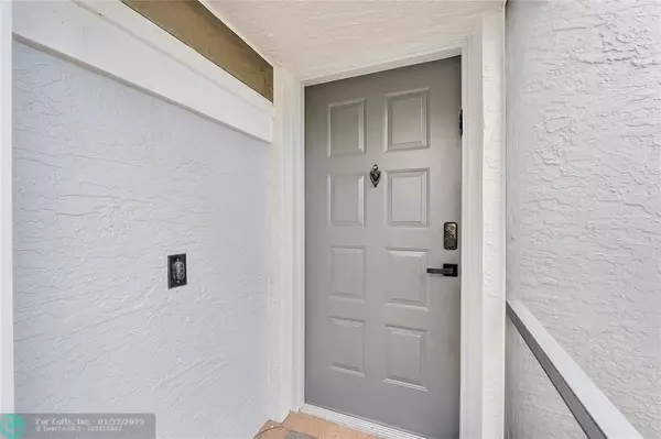 Boynton Beach, FL 33437,7685 Springwater Pl  #201