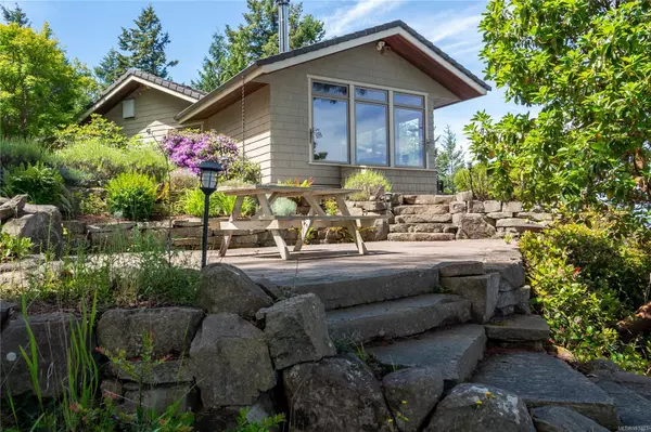 2640 Kevan Dr, Gabriola Island, BC V0R 1X7