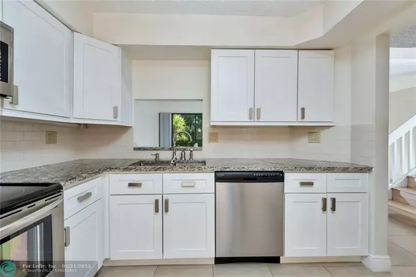 Fort Lauderdale, FL 33334,5201 NE 14 terrace  #1