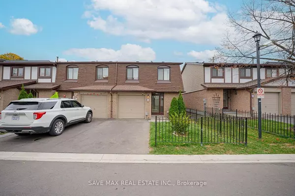 45 Greenwich CIR, Brampton, ON L6S 2E6