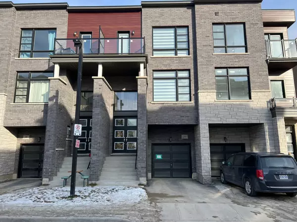 25 Inverary CRES, Vaughan, ON L4H 5G8