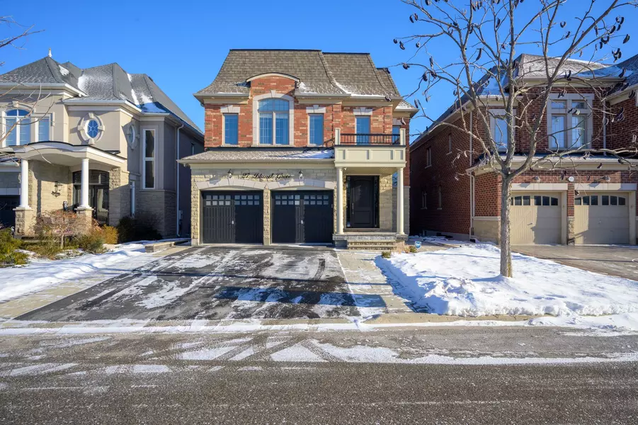 27 Island GRV, Brampton, ON L6X 0W6