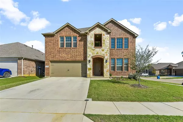 10621 Plumlee Lane, Aubrey, TX 76227