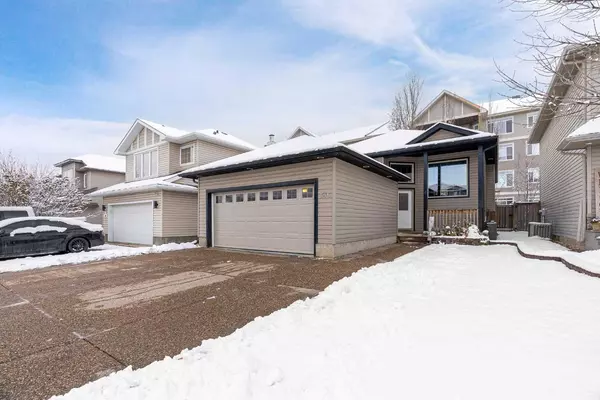 136 Pinnacle PL, Fort Mcmurray, AB T9K 0C8