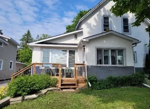 Penetanguishene, ON L9M 1L5,21 Maria ST