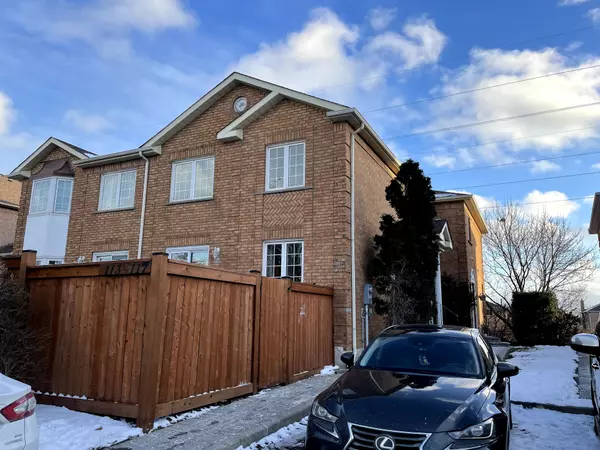 113 Millstone DR #5, Brampton, ON L6Y 4P4