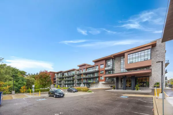 Mississauga, ON L5J 0B1,1575 Lakeshore RD W #418