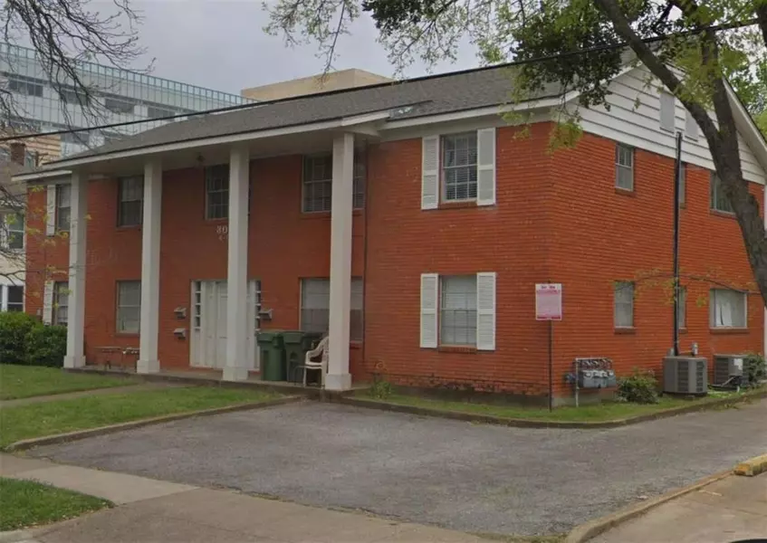 308 College Street, Arlington, TX 76010