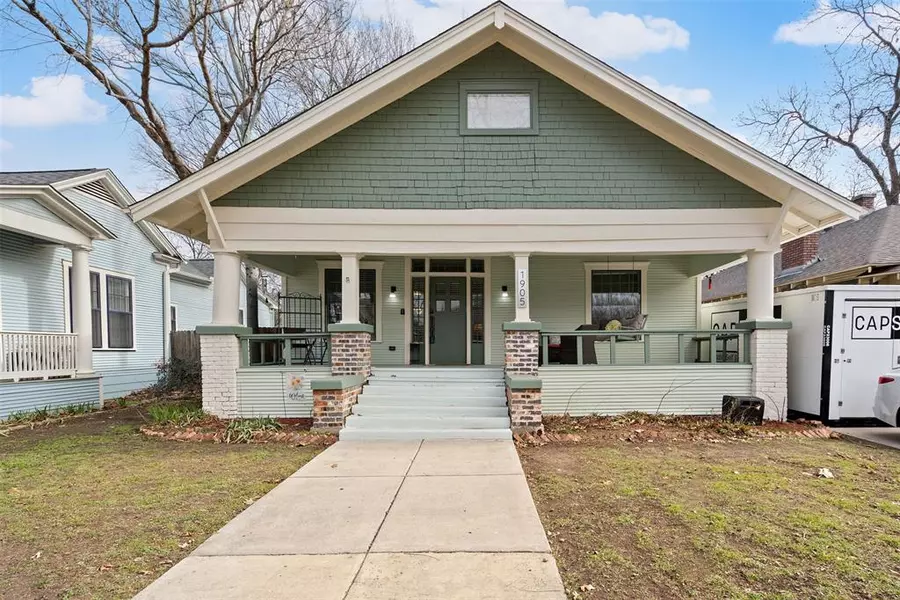 1905 Hurley Avenue, Fort Worth, TX 76110