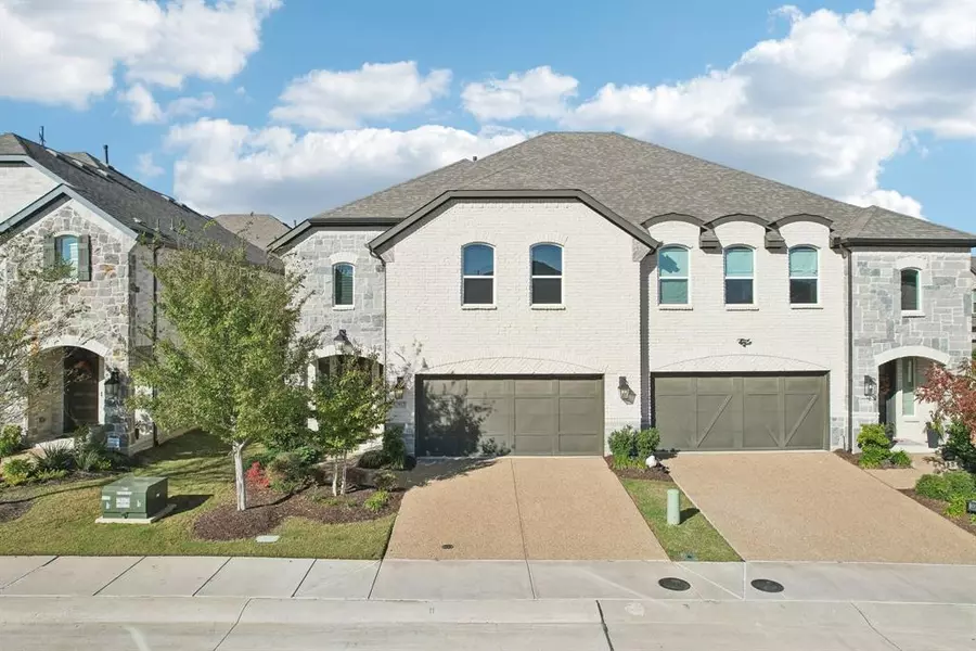 3917 Gildas Lane, Lewisville, TX 75056