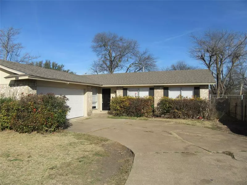 739 Seabeach Road, Dallas, TX 75232