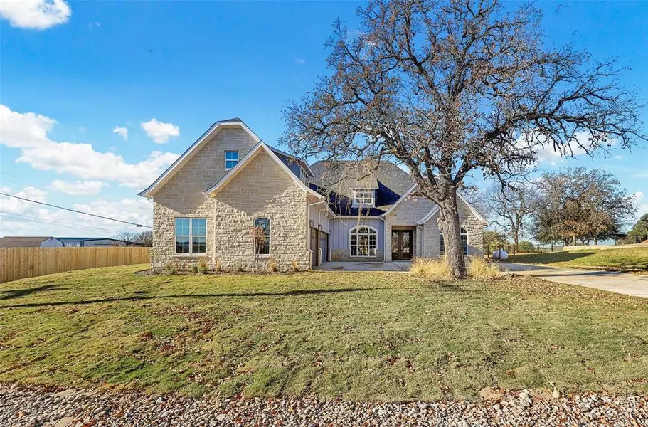 3702 Dry Creek Road, Granbury, TX 76049