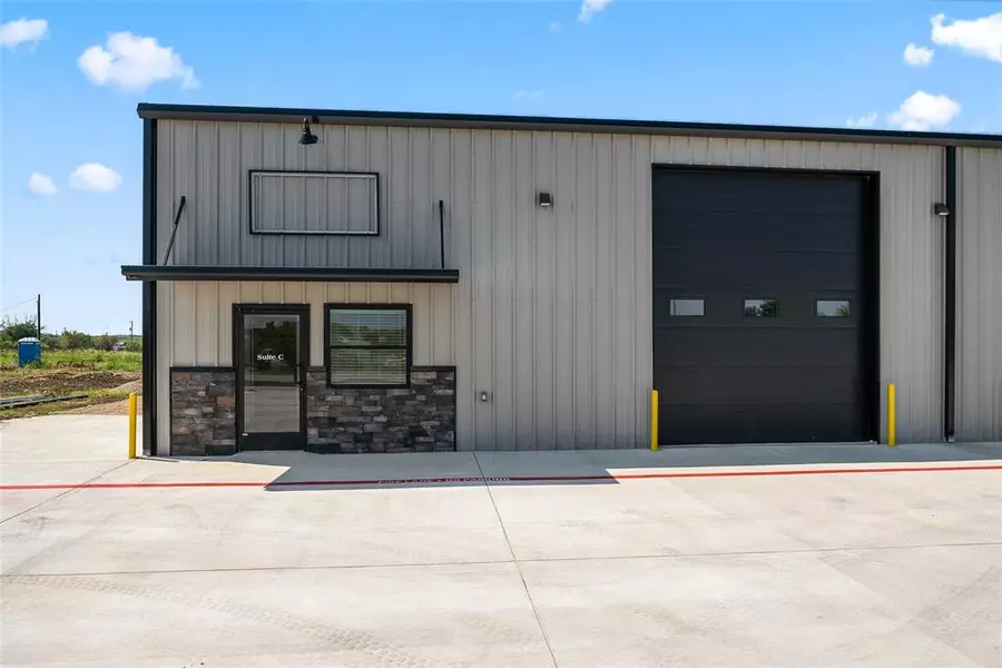 2036 Seaborn Road #BLDG 4, STE D, Ponder, TX 76259