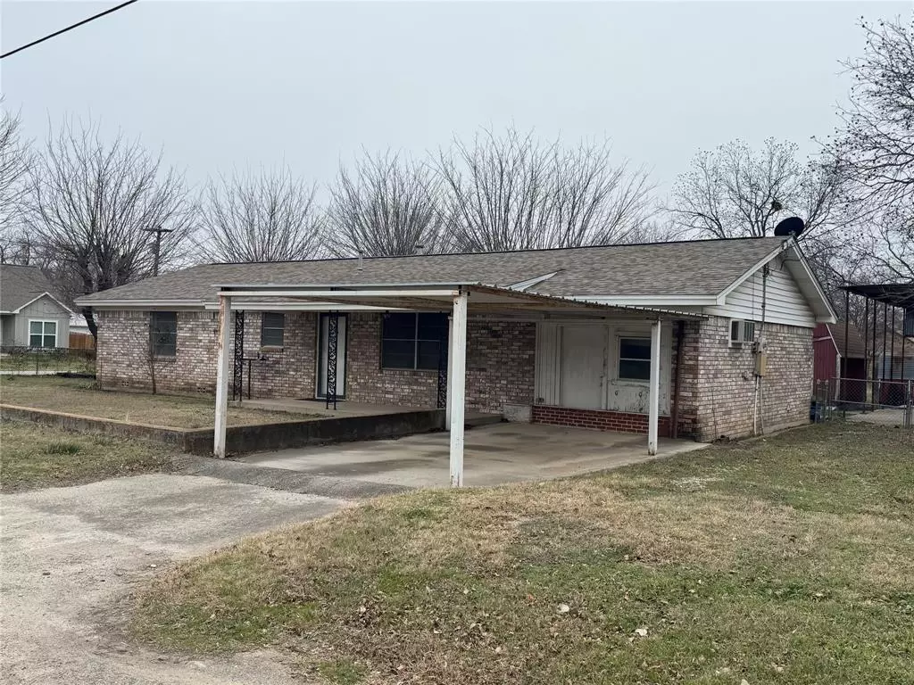 Springtown, TX 76082,212 E 3rd Street