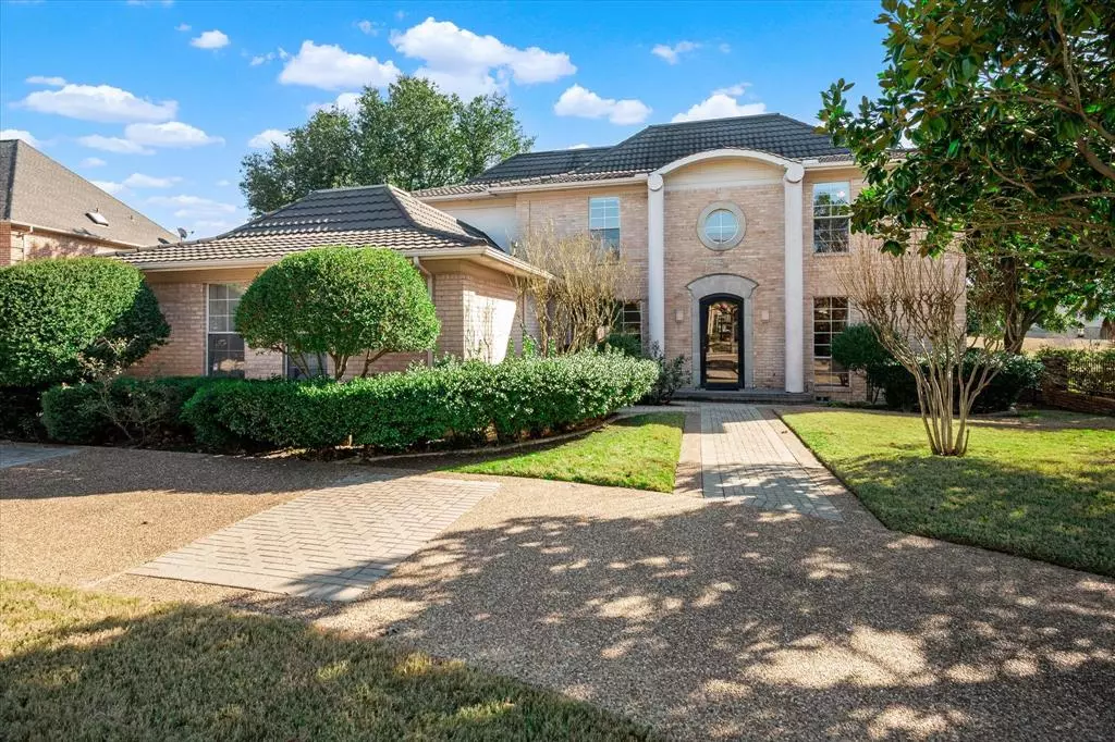 Irving, TX 75063,2416 Creekside Circle S