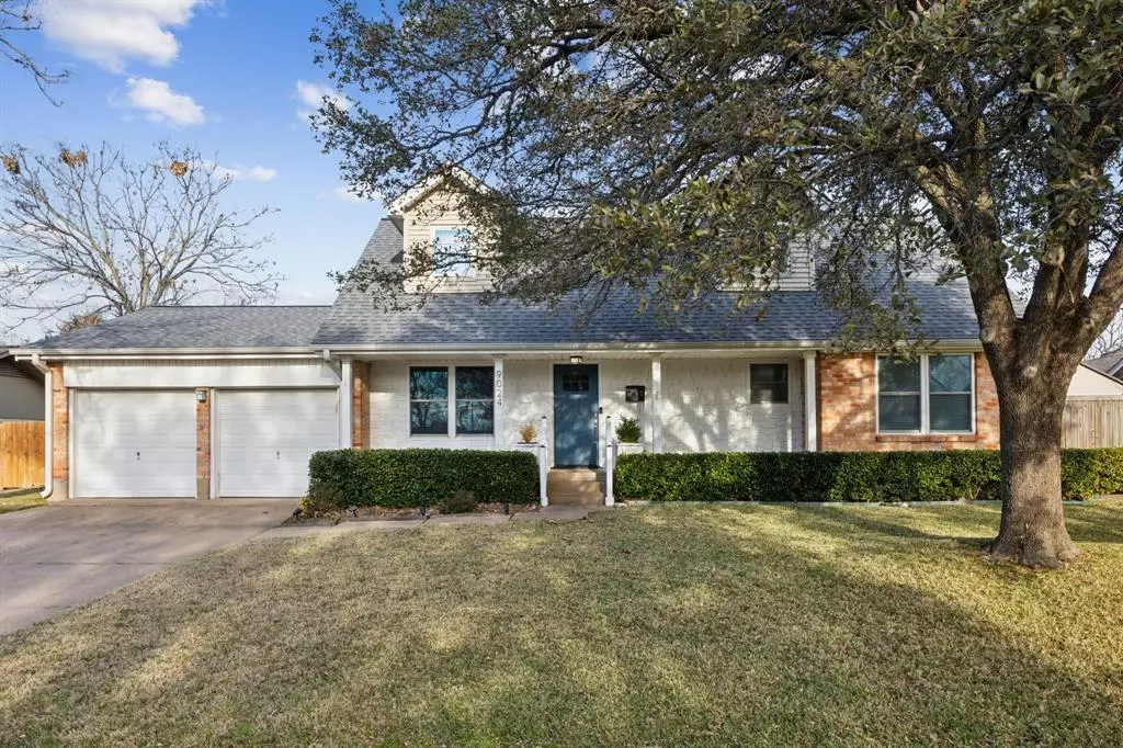 Dallas, TX 75238,9024 Flicker Lane