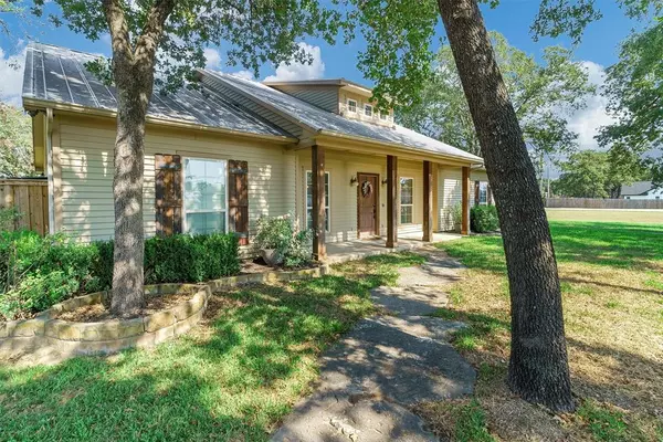 Tolar, TX 76476,400 E 3rd Street