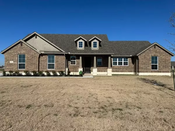 3112 White Oak Road, Oak Ridge, TX 75161