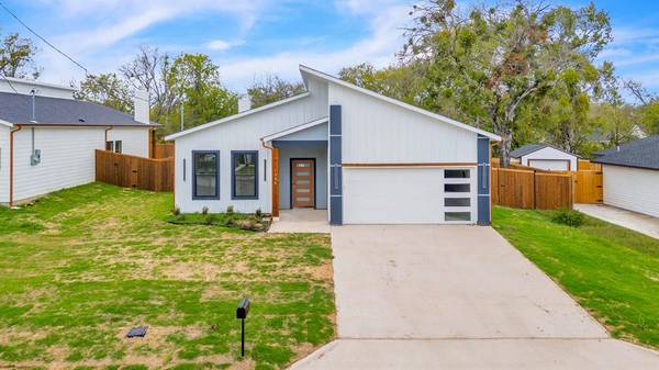 1304 Hemphill Street, Greenville, TX 75401