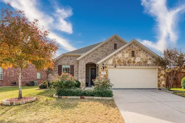 708 Water Garden Circle,  Little Elm,  TX 75068