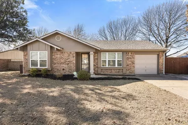 5625 Whitley Road, Haltom City, TX 76148