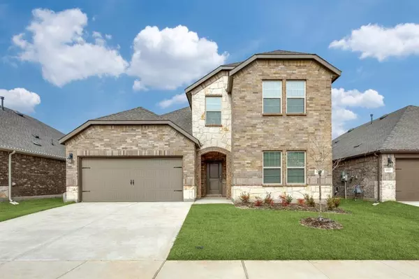 10213 Torch Light Lane, Aubrey, TX 76227