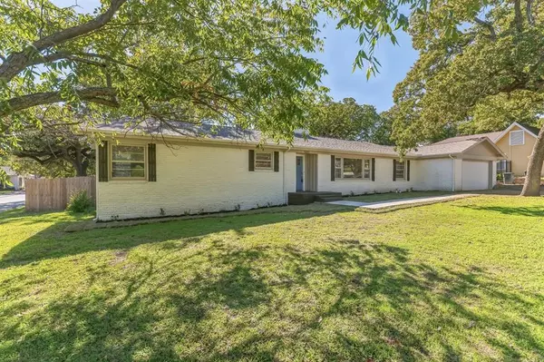 Weatherford, TX 76086,501 W Simmons Street