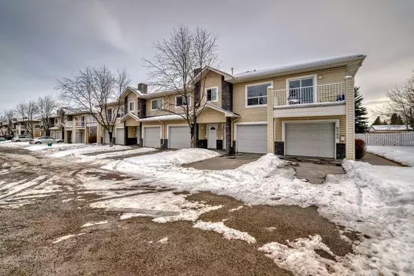 Calgary, AB T1Y 7K8,6593 Pinecliff GRV NE