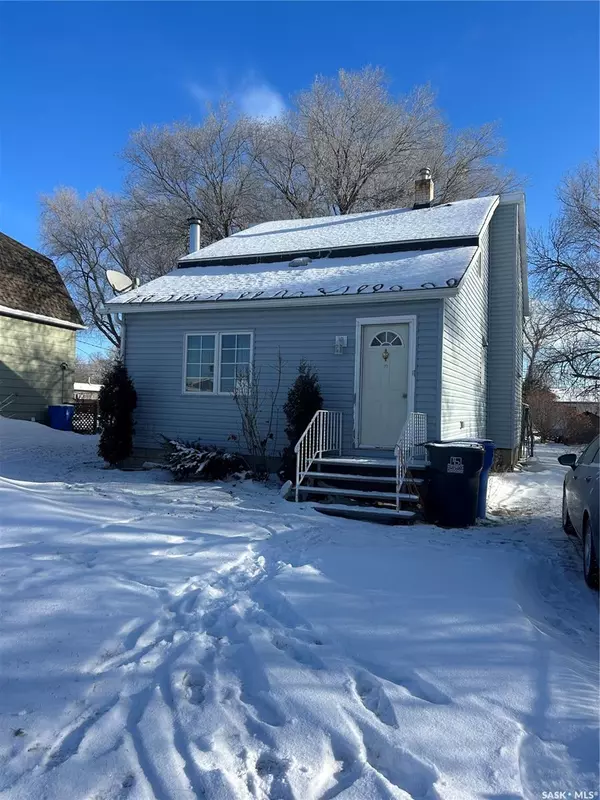 215 Third STREET E, Carnduff, SK S0C 0S0