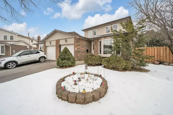 Brampton, ON L6Y 2J8,16 JOANNE CT