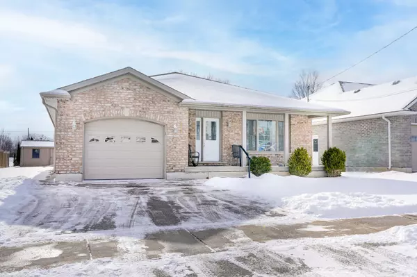 Aylmer, ON N5H 1M2,244 Sydenham ST E