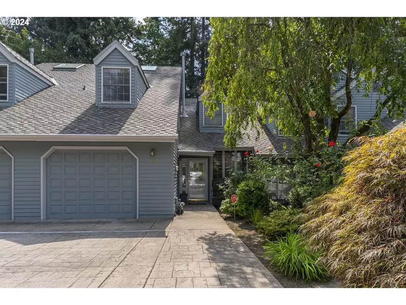 15215 BOONES WAY, Lake Oswego, OR 97035