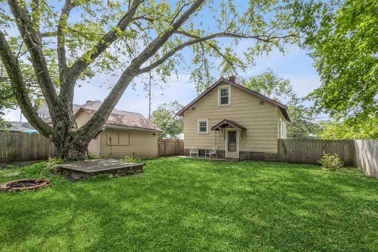Iowa City, IA 52246,224 W Benton St