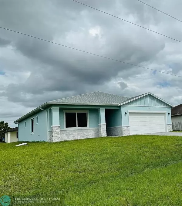 827 Nimitz Blvd,  Lehigh Acres,  FL 33974